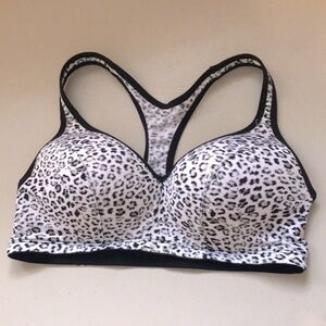 Flirtitude My Favorite Yoga Bra Sport Racerback Seamless Cups Leopard size M